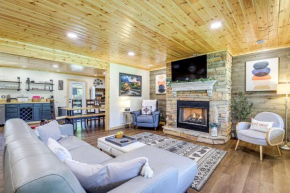 Family Sevierville Cottage with Game Room and Hot Tub!